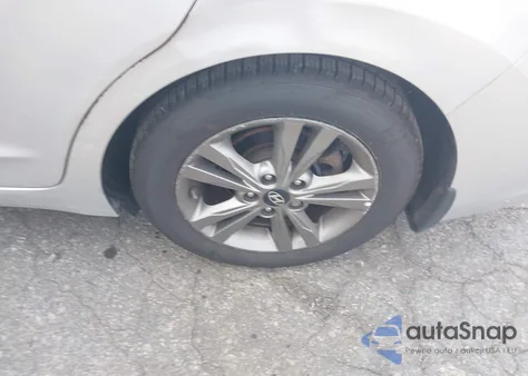 2018 Hyundai Elantra Sel из США, поврежденный, VIN 5NPD84LF2JH282521